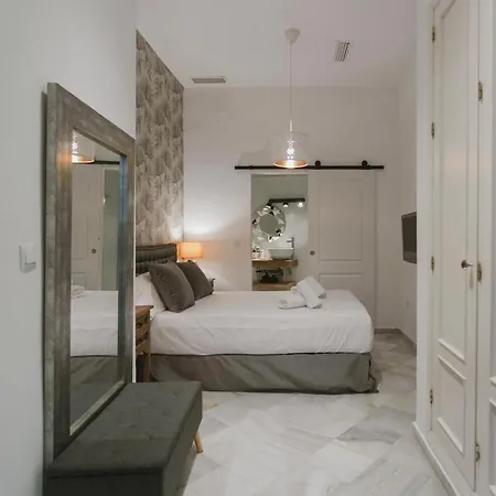 Tu Casa Con Patio En La Alameda Appartamento *