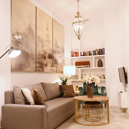Tu Casa Con Patio En La Alameda Apartment *